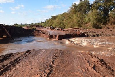 Ruta PY18, nuevamente cortada a la altura del arroyo Capiibary - Nacionales - ABC Color