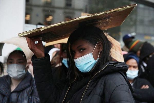 Miles protestan en varios países en apoyo del movimiento