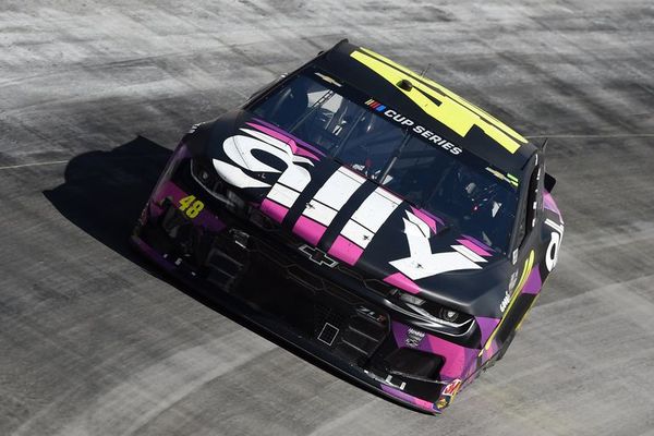 Johnson califica de injusticia la muerte de Floyd - Automovilismo - ABC Color