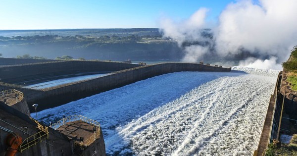 Usina de Itaipú generó más energía de lo previsto