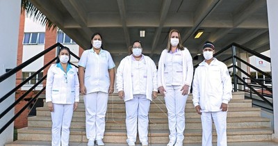Las heroínas de blanco que salvan en silencio