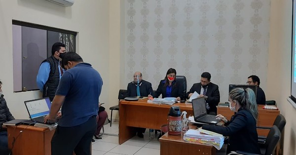 Ex funcionario judicial recusó al Tribunal de Sentencia y trabó juicio oral