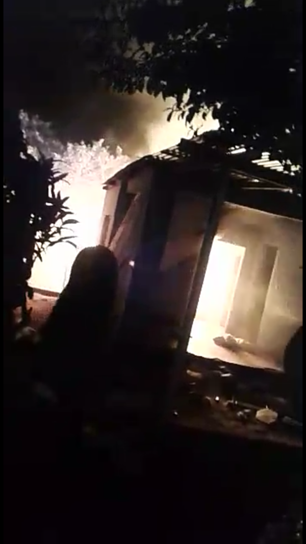 Incendio de vivienda en Calle 2 - Campo 9 Noticias