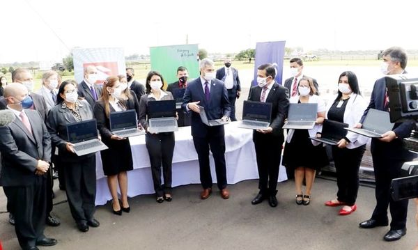 Computadoras prometidas a indígenas no son entregadas - Locales - ABC Color