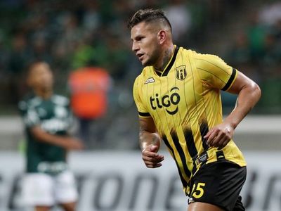 Conmebol dice que sigue monitoreando estado de avance de la pandemia