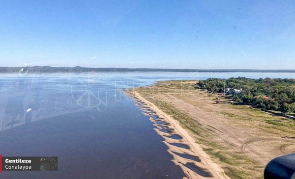 HOY / El lago Ypacaraí agoniza y el MADES demora la ejecución de proyectos para salvarlo