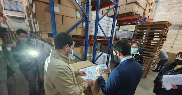 Diputados piden incluir 32 licitaciones irregulares en investigación fiscal