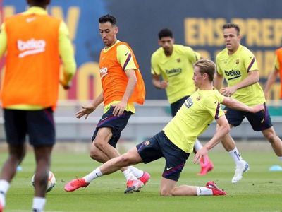 De Jong: "Si Messi te da un consejo, lo tienes que escuchar"