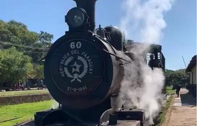 Recuperan vieja locomotora del Ferrocarril Carlos Antonio López
