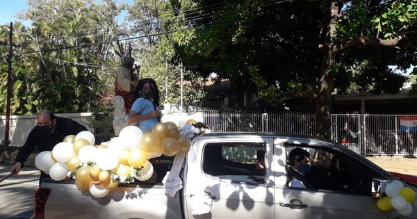 Feligreses celebraron fiesta de la Santísima Trinidad de forma virtual