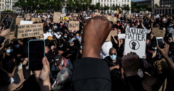 Ola de manifestaciones antirracistas sacude a Europa