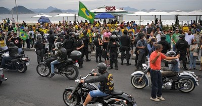 Brasileños van a las calles para manifestarse a favor y contra Bolsonaro