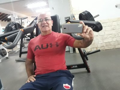 Raúl Navarro y sus ansias por volver a abrir su gimnasio | Crónica