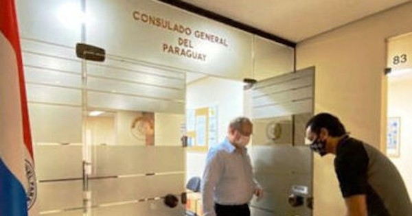 Cierran consulado nacional en Brasil