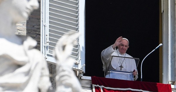 El Papa lamenta que el coronavirus cause “muchas víctimas”