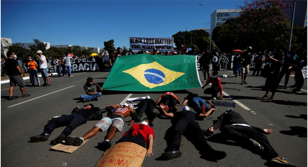 Realizan manifestaciones a favor y en contra de Jair Bolsonaro en varias ciudades de Brasil » Ñanduti
