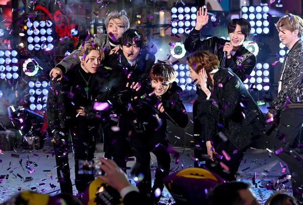 Fans de BTS igualan donaciones de sus ídolos para “Black Lives Matter” - Gente - ABC Color