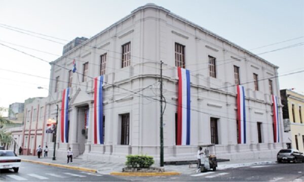 Archivo Nacional reabre sus puertas bajo normas sanitarias