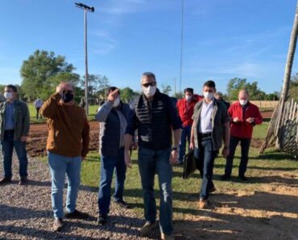 Abdo ratifica que fronteras seguirán cerradas y pide disculpas a los trabajadores