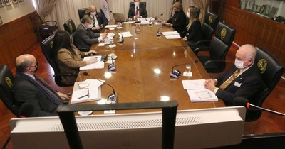 Declaran desierta licitación de seguro médico para funcionarios judiciales