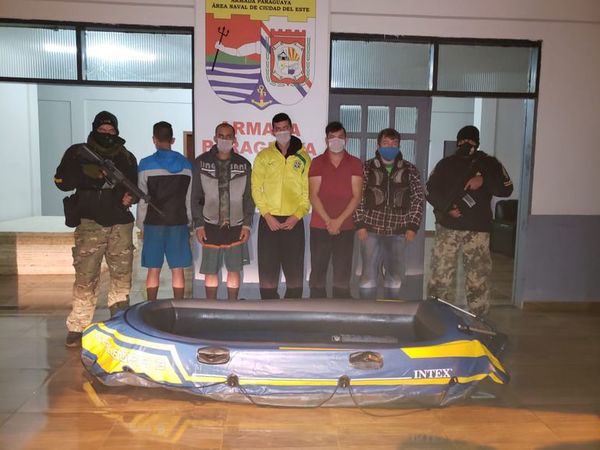 Detienen a cinco personas que intentaron cruzar el Paraná en bote inflable - ABC en el Este - ABC Color