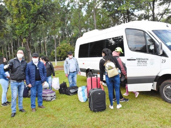 34 connacionales dejan albergue tras dar negativo al Covid-19
