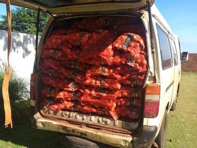 Incautan más de 5 toneladas de productos de contrabando