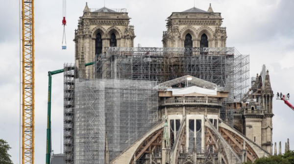HOY / Retiran el andamio del Notre Dame y continuará su restauración