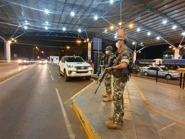 Unos 30 militares contagiados con el COVID-19 - ABC en el Este - ABC Color