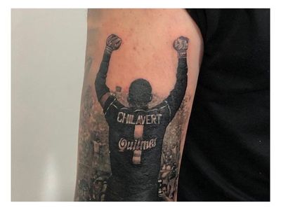 Fan se tatuó la imagen del Chila en el brazo