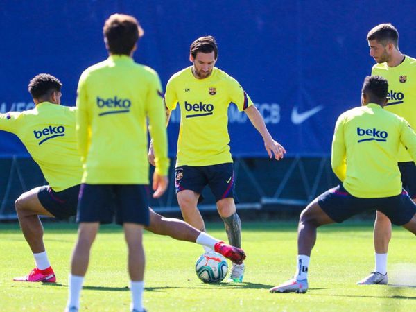 Messi vuelve a entrenarse con el grupo para preparar el partido de Mallorca