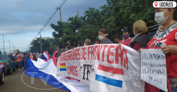 Trabajadores de frontera solicitan asistencia o la reapertura del Puente Encarnación-Posadas
