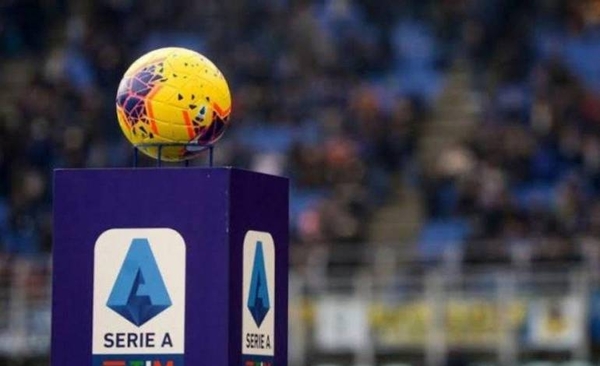 HOY / El fútbol italiano tiene un 'plan b' en caso de darse un rebrote
