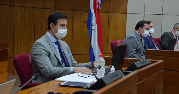 Ovelar retira proyecto de ley que pretendía el uso de fondos jubilatorios del IPS