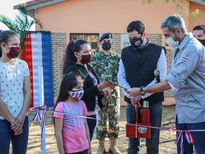 "Albergues son creatividad paraguaya", dijo Marito
