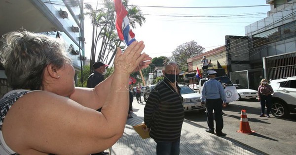 Tras rechazo masivo, retiran polémico proyecto sobre fondos jubilatorios del IPS