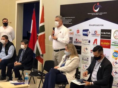 Ministros participaron de reunión con autoridades y empresarios para analizar propuestas de reactivación comercial en la frontera