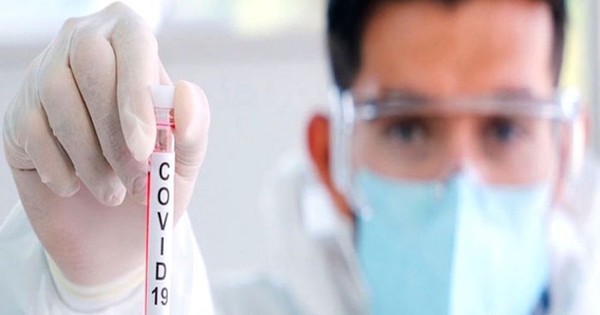 ¿El COVID-19 estaría envejeciendo? Expertos afirman que el virus se volvió 100 veces más débil