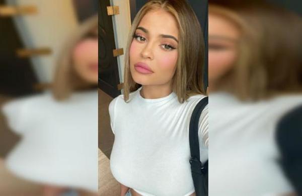 Kylie Jenner fue sorprendida saliendo de fiesta en plena pandemia - SNT