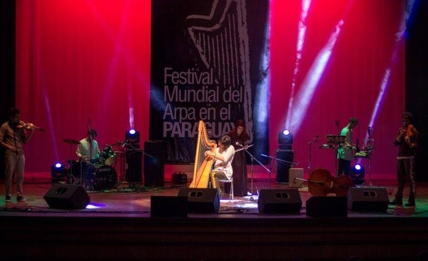 HOY / Homenaje al Día Mundial del Arpa Paraguaya, en Nde Rógape