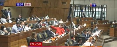 Diputados rechazan voto censura a ministro de Educación | Noticias Paraguay