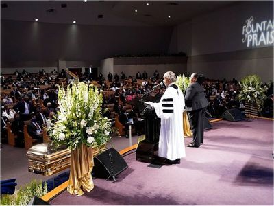 Houston despide a George Floyd en un funeral con un tono político y demandas de justicia