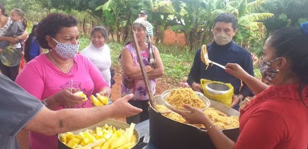 Olla Popular en San Juan Neuman organizado por el grupo de jóvenes “Por un Pedro juan Mejor”