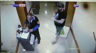 Líder del Comando Vermelho huyó del hospital disfrazado de médico | Noticias Paraguay