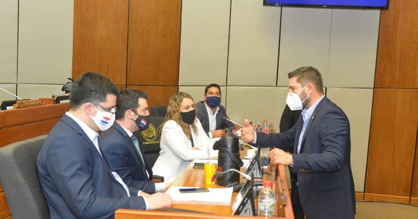 Declaración jurada de funcionarios será pública sólo por orden judicial