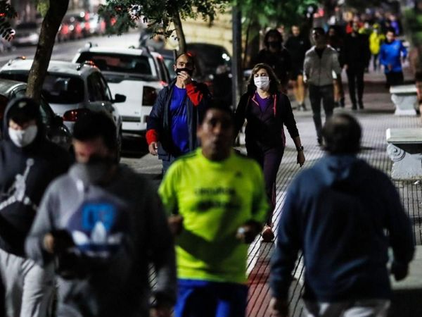 Contagio se acelera con más de 1.000 casos en Argentina