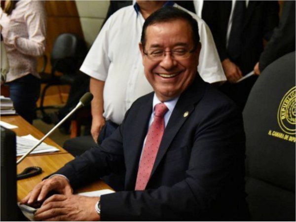 Cámara ratifica prisión para el diputado Miguel Cuevas