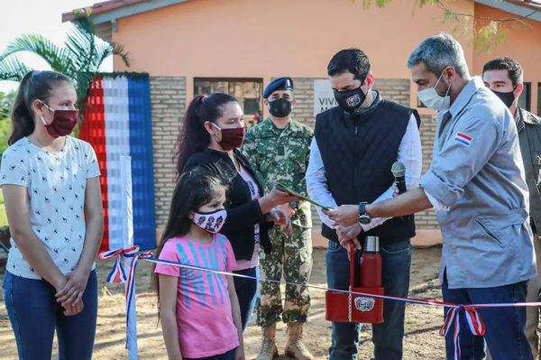 "Albergues son creatividad paraguaya", dijo Marito