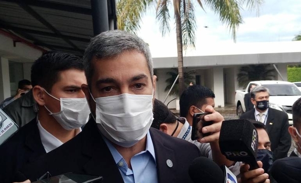 HOY / Abdo vetará polémica ley de declaración jurada si despenaliza los datos falsos
