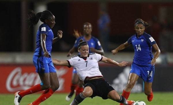 HOY / FIFA no cambia la fecha del Mundial femenino sub 20